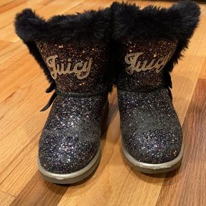 JULICY COUTURE Girls Size 1 Glittery Black fur lined boots